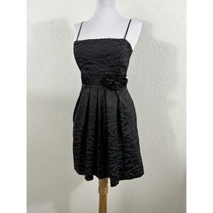 Speechless‎ Dress Womens Small Black Zebra Fit & Flare Cocktail Rosette D2397RU9